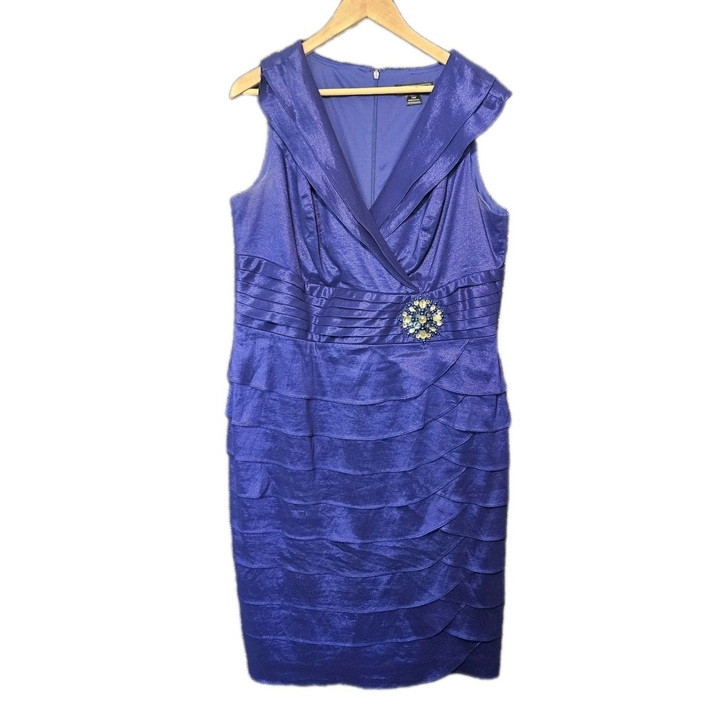 Jessica Howard Sleeveles Dress Size 14  Cocktail/Wedding/Party Purple/Blue